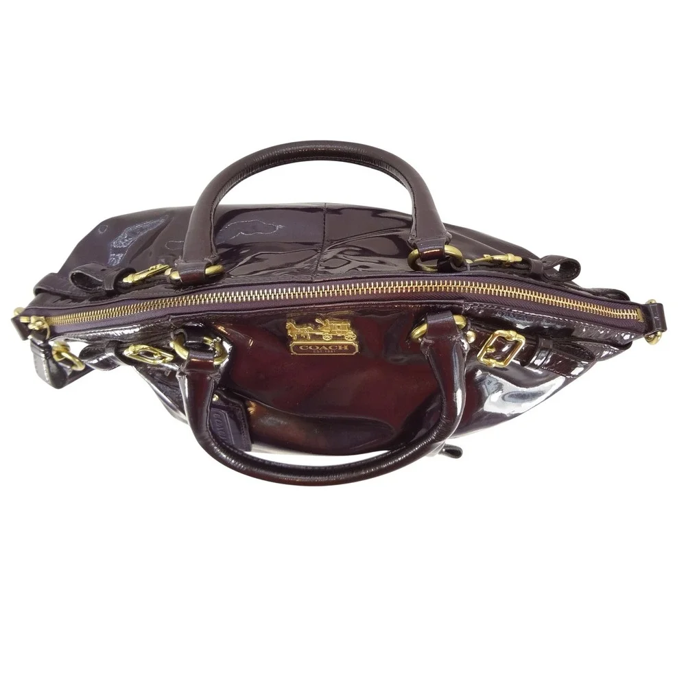 Coach Madison Lindsey Satchel Large Purple Glossy Patent Leather Excellent Bag